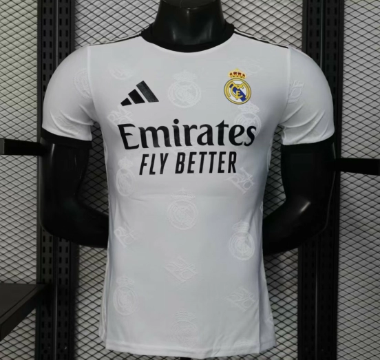 Player Version 25/26 Real Madrid White Special Jersey